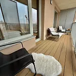 Appartamento Luxury Urban Retreat, Terrace & View