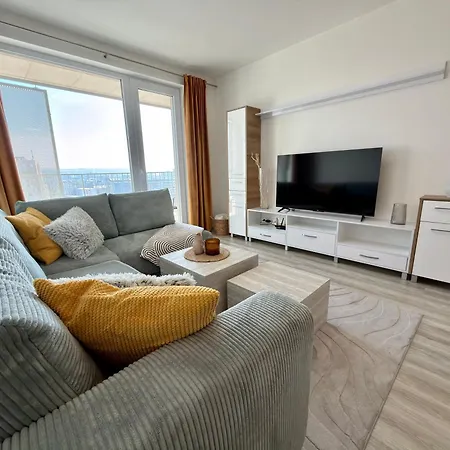 Luxury Urban Retreat, Terrace & View Kosice
