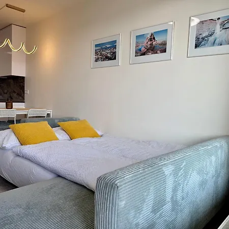 Apartmán Luxury Urban Retreat, Terrace & View *
